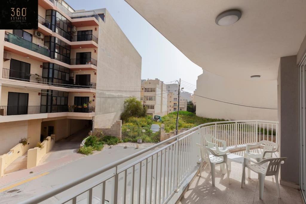 Spacious 2br In Qawra - Perfect For Families By 360 Estates *