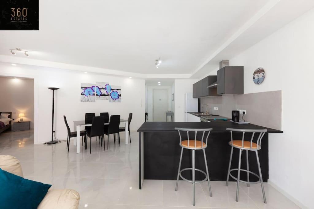 Spacious 2br In Qawra - Perfect For Families By 360 Estates Apartament